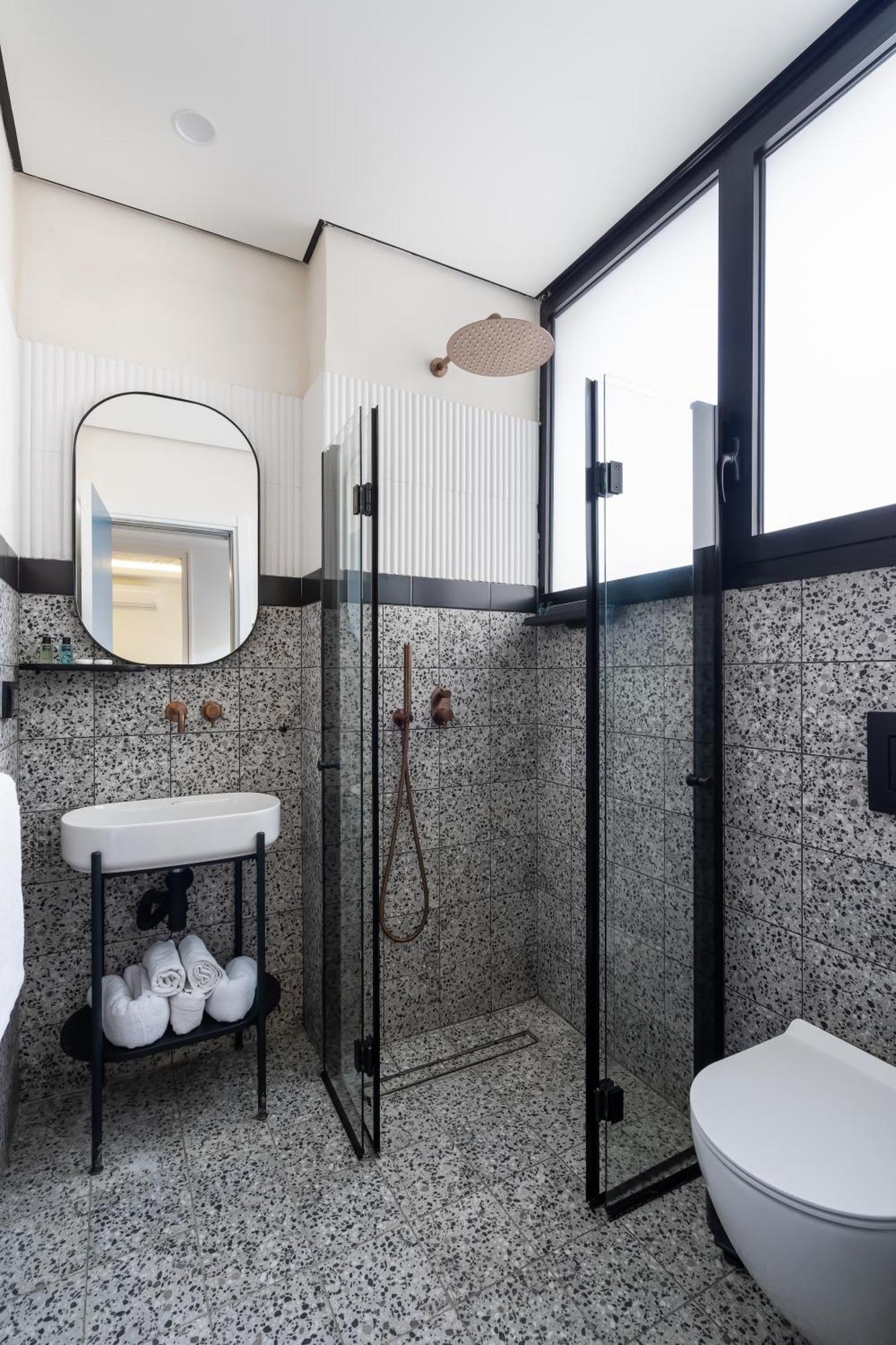 Mulan Hotel Тел Авив Екстериор снимка